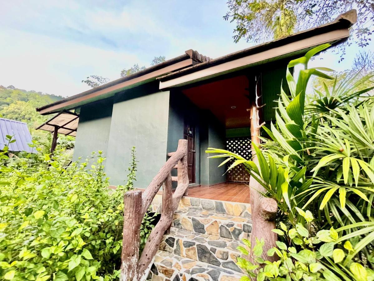 Khao Sok Green Valley Resort - Sha Certified Khao Sok National Park Kültér fotó